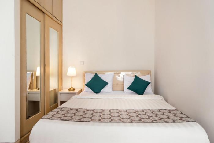 Twospaces Living At The Unit Residence Yakarta Exterior foto